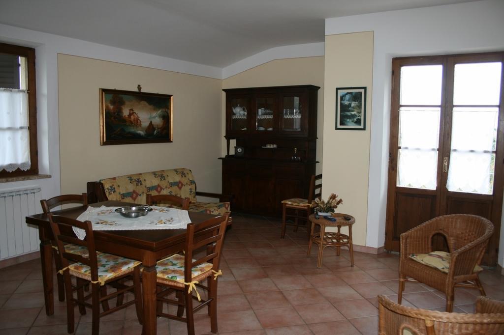 Casa Vacanze San Francesco باني سان فيليبو الغرفة الصورة